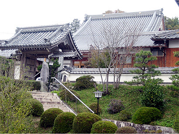 渓蓮寺外観