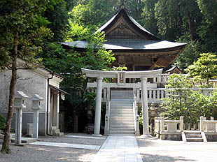春日神社本社